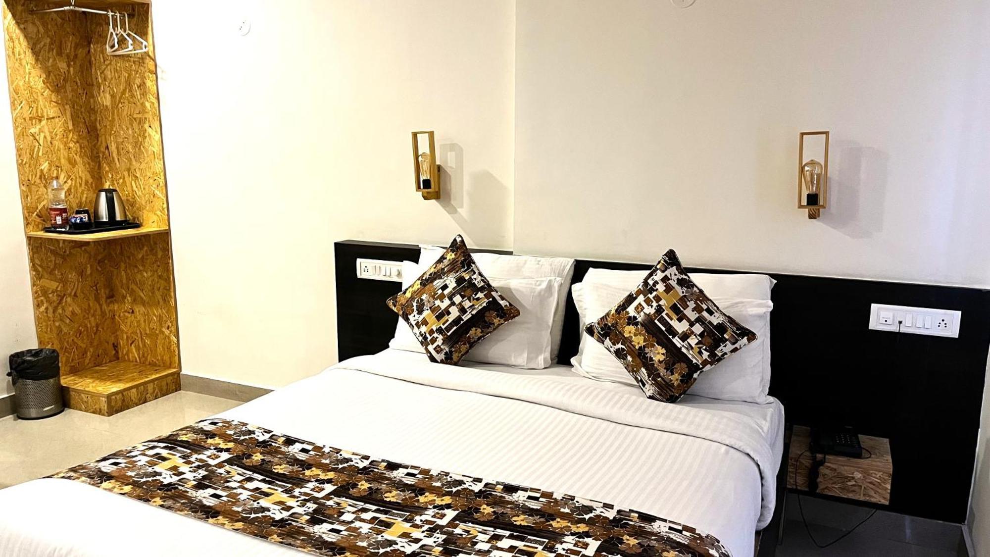 Athasri Hotel Hsr Layout Bangalore Dış mekan fotoğraf